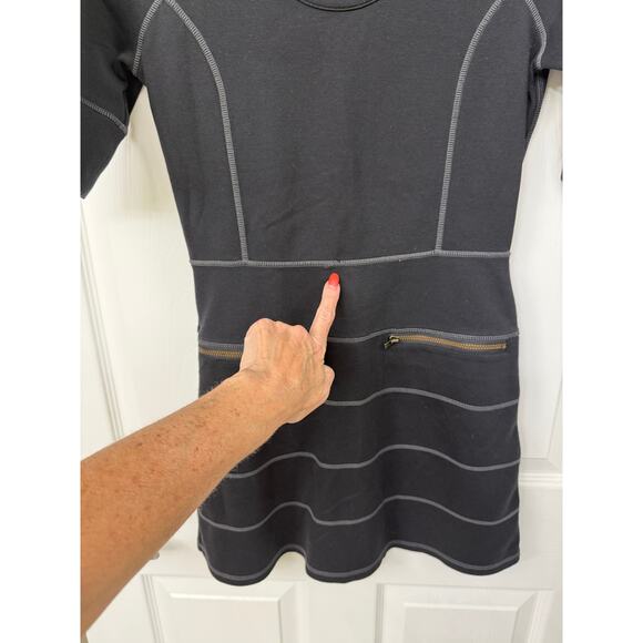 ATHLETA Strata Stretch Ponte Dress Style 918982 Black Travel Short Sleeve Sz XSP - Picture 7 of 9